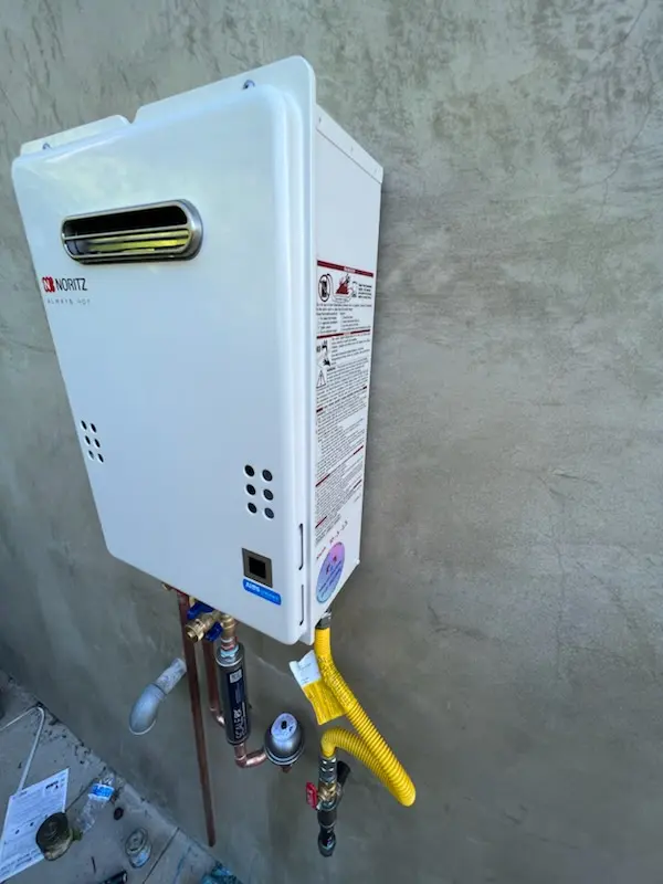 Tankless water heater installation for Sellman homes